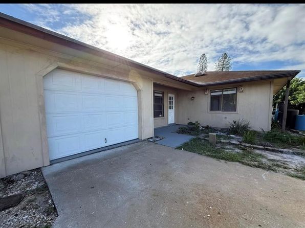 8736 SE Algozzini Pl