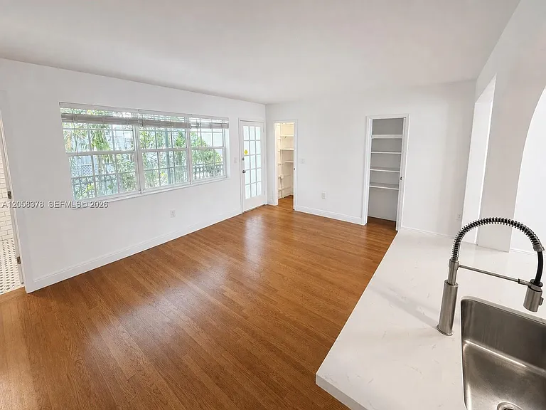 1561 West Ave #2 — Photo 5