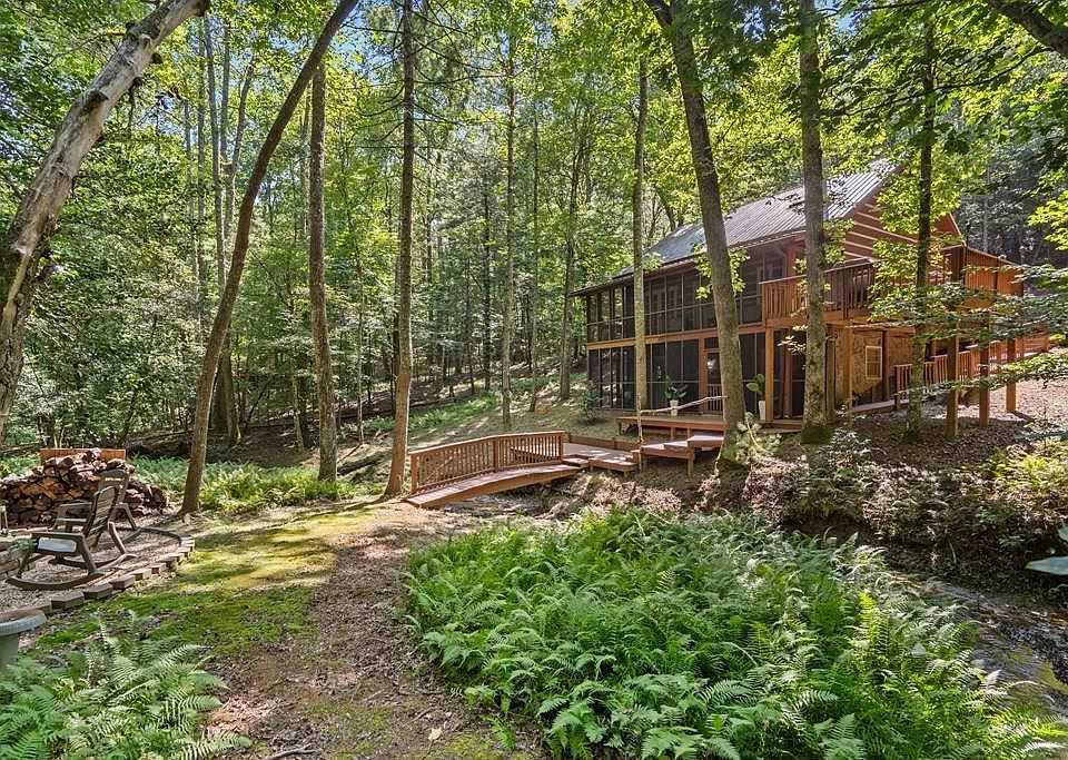 1st image of 136 Honeysuckle Way