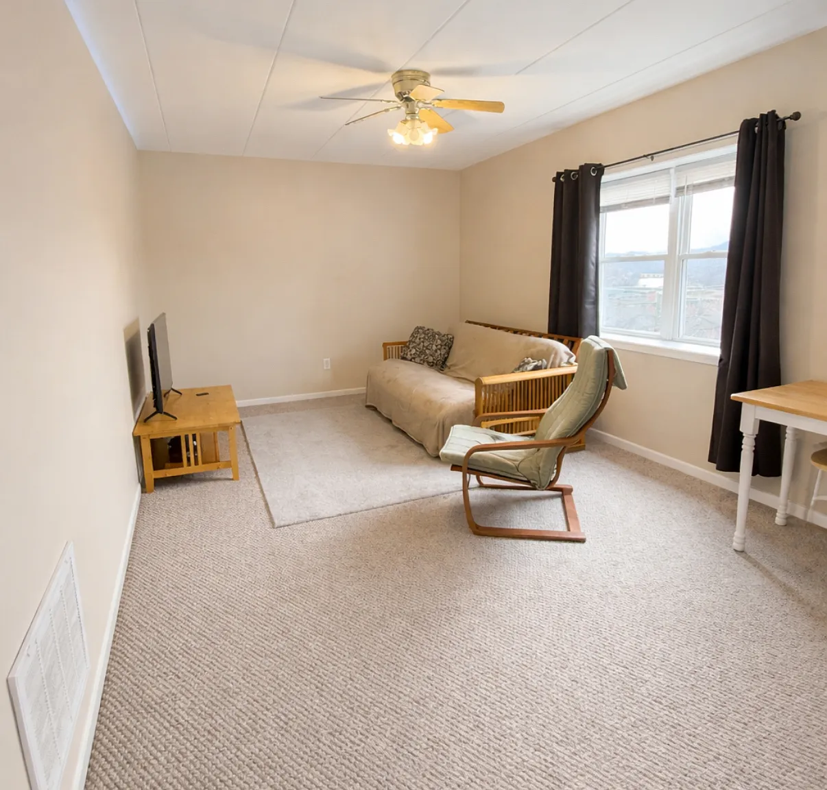 Glenlock South — Photo 2