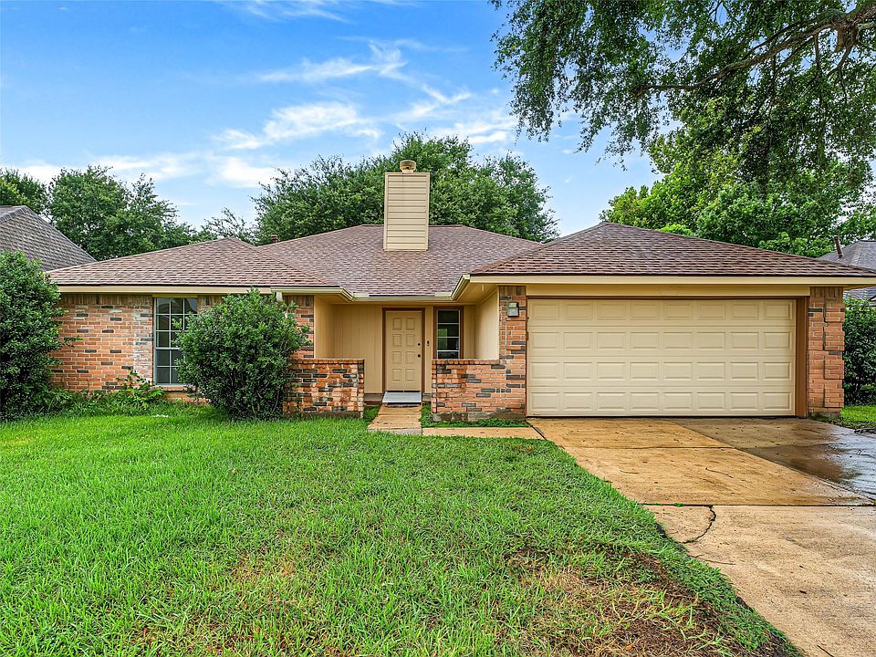 1st image of 15818 Castorglen Dr