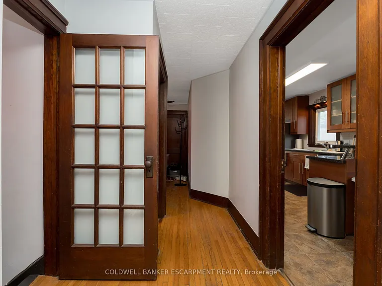 20 Mill St E #A — Photo 6
