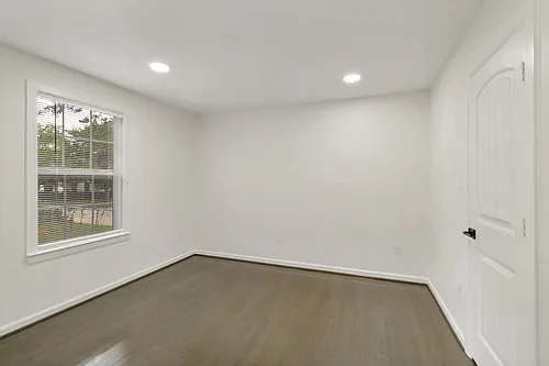 6502 Howard Ave Photo 1