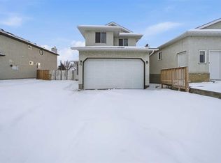 61 N Martinview Cres NE, Calgary, AB T3J2S5
