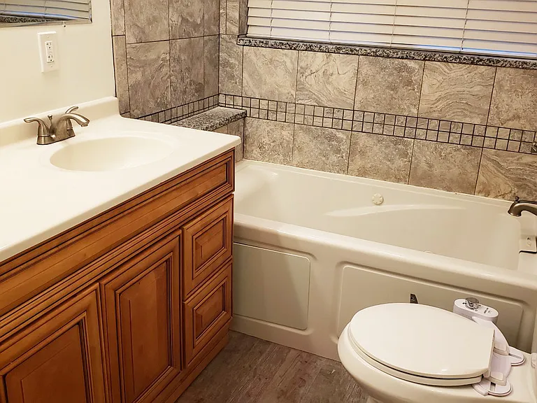 635 Cumberland St — Photo 23