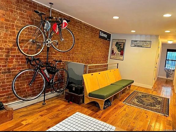 2nd image of 887 Lafayette Ave #1D