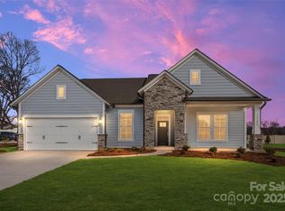 3228 Gavin Ln, Harrisburg, NC 28075