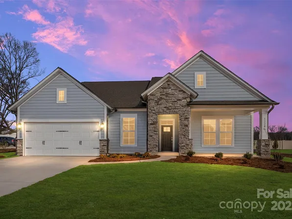 3228 Gavin Ln, Harrisburg, NC 28075