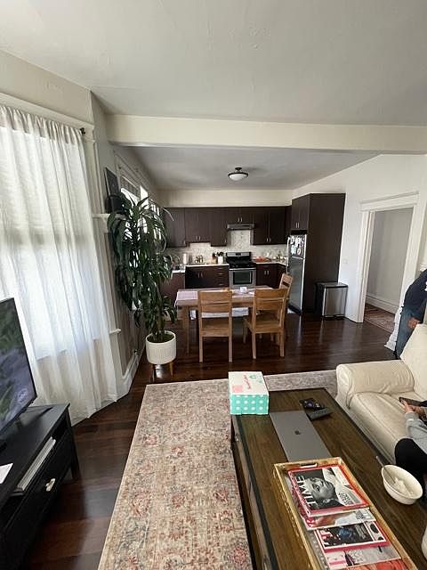 1st image of 22 Julius St