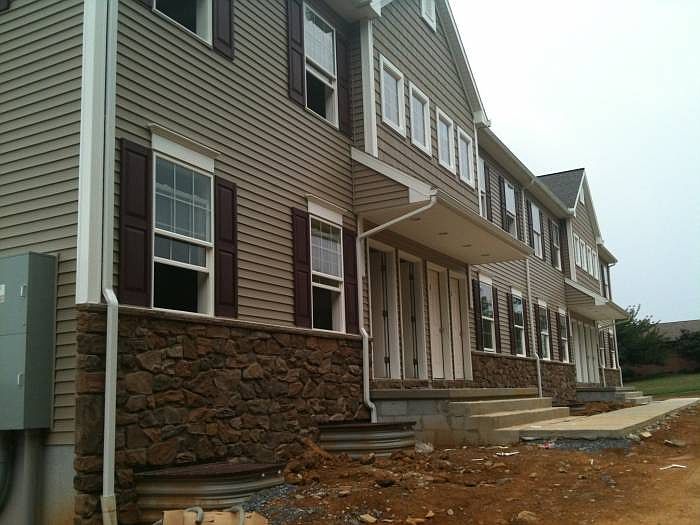 109 Meadow Valley Rd APT 13, Ephrata, PA 17522 Zillow