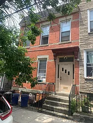 1861 Harman Street  image 1 of 10