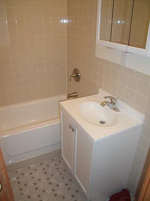 Rented by Kings Court Real Estate | media 13