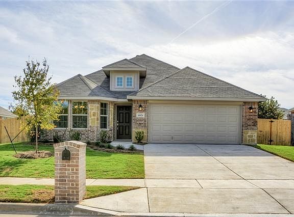 2nd image of 3913 Winter Springs Dr