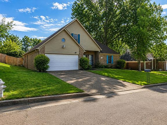 2nd image of 8417 Wind River Cir N