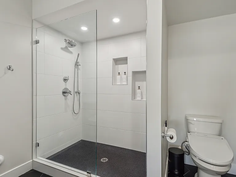1073 N Mill Rd — Photo 10