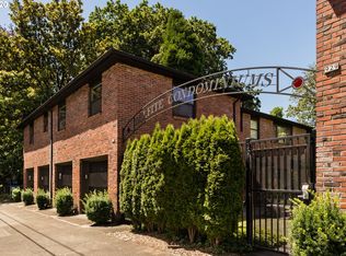 929 SE 16th Ave APT 1, Portland, OR 97214