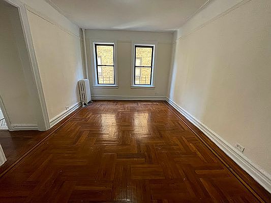 5th image of 49 Seaman Ave #3D