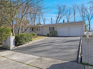 12 Tutor Pl, East Brunswick, NJ 08816