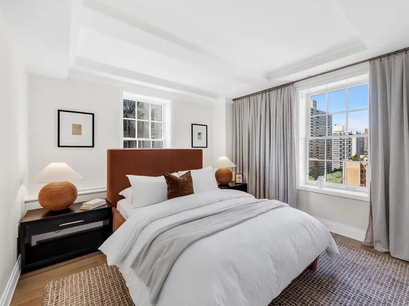 360 Central Park West image 8 of 9