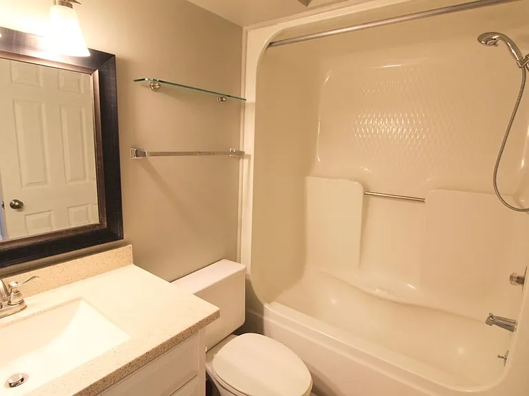 1030-8 Blue Ridge Dr — Photo 14