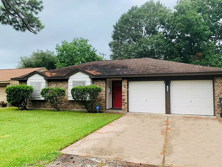 1109 N Noble Rd — Photo 1