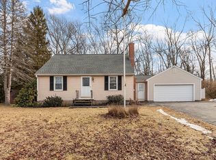 46 Woodruff Rd, Clinton, MA 01510