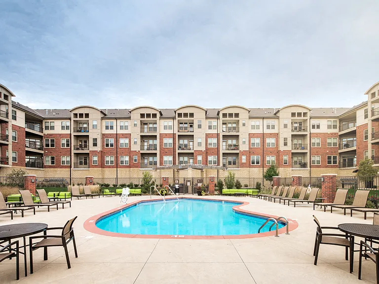 Broadmoor at Jordan Creek — Photo 12