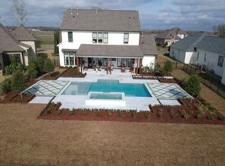 2411 Tiger Crossing Dr, Baton Rouge, LA 70810