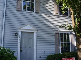 45289 Rumsford Ln, California, MD 20619