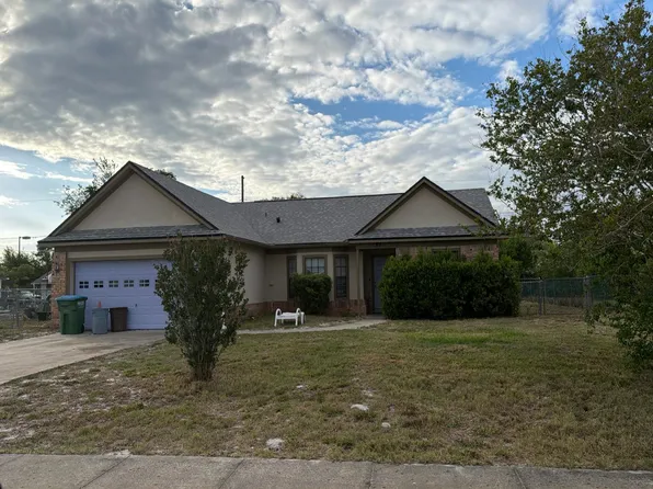 1142 Manitoba St, Deltona, FL 32725