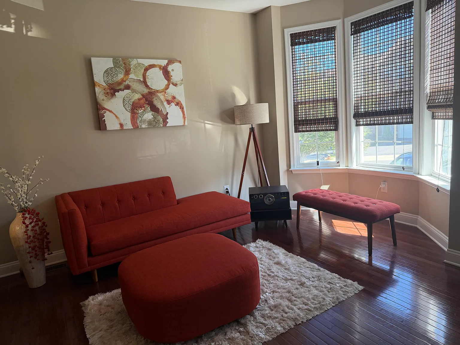 3 bed, 3.5 bath, 2806 sqft, $3,700 — Photo 3