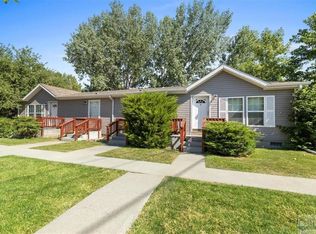 990-992 S Heights Ln, Billings, MT 59105