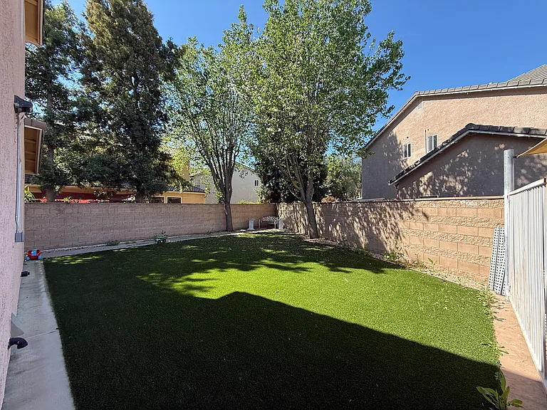 2616 Robinwood Ave — Photo 19