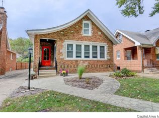 1925 S Walnut St, Springfield, IL 62704