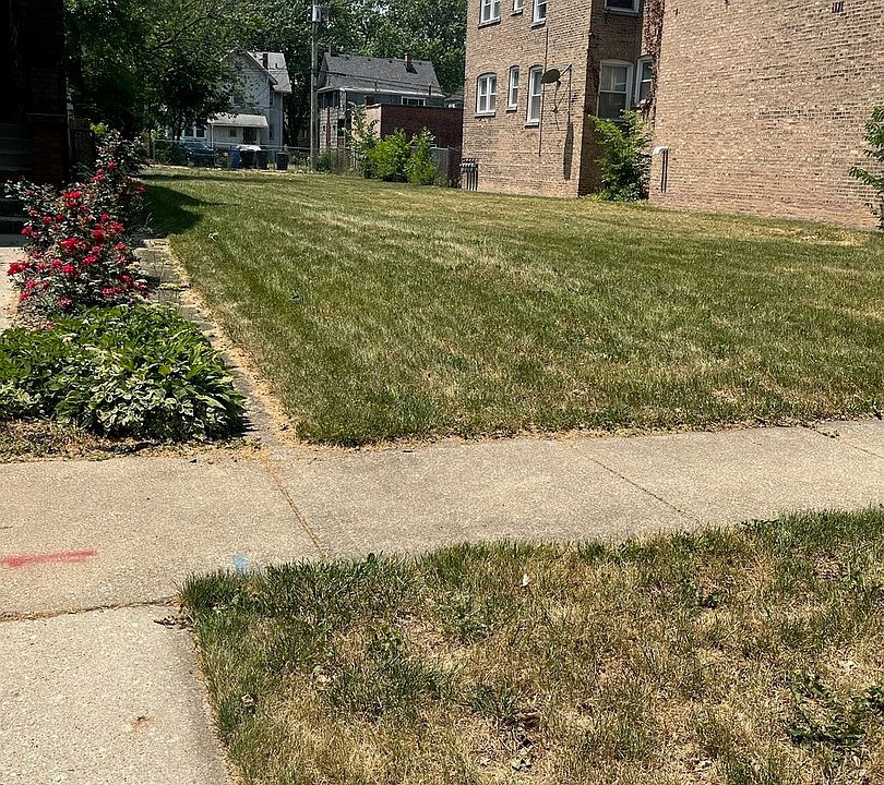 2nd image of 128 S Waller Ave