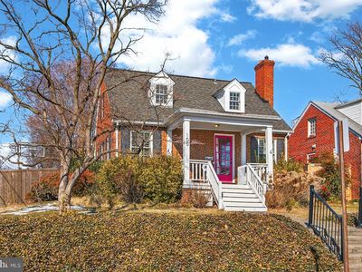 100 E Maple St, Alexandria, VA, 22301