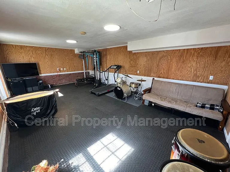 1014 Old Mill Rd — Photo 37