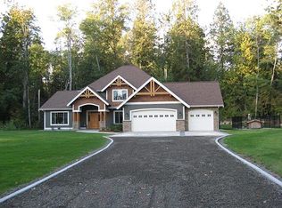 3936 Pipeline Rd, Blaine, WA 98230