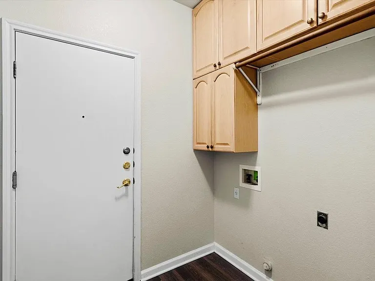 3112 Burks Ln — Photo 14