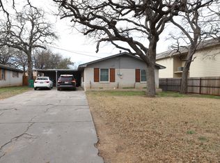 1245 W McNeill St, Stephenville, TX 76401