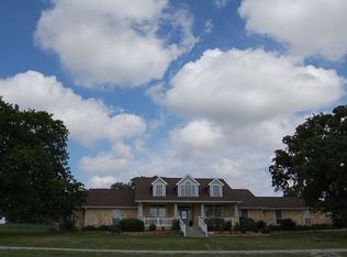 157 Kurt Kramer Rd, Fredericksburg, TX 78624