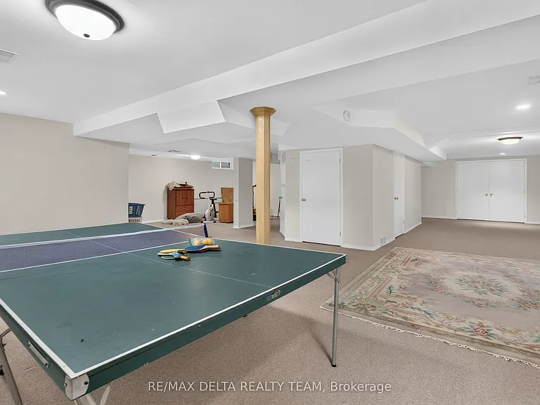 13 Sherk Cres — Photo 13