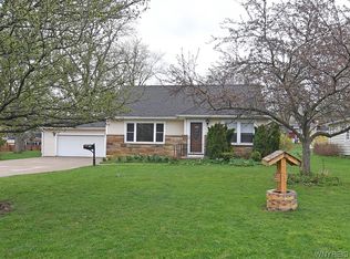 8695 Elizabeth Pkwy, Eden, NY 14057