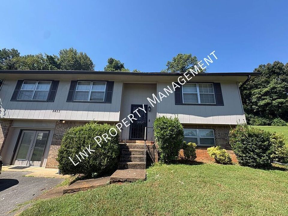 1st image of 2433 Meade Cir