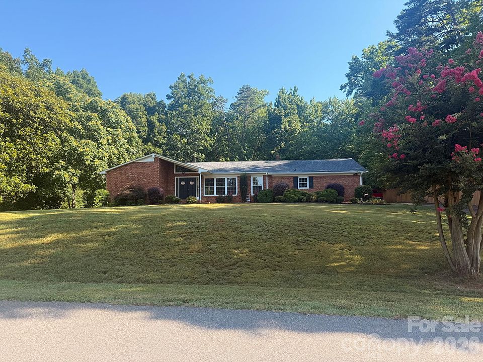 1st image of 116 Shadywood Ln