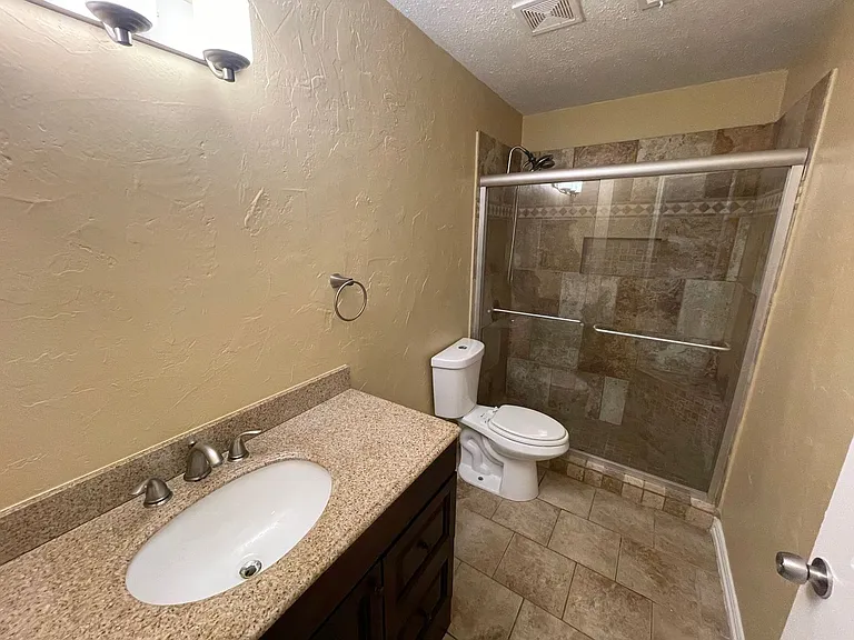 2224 Forestbrook Dr — Photo 9