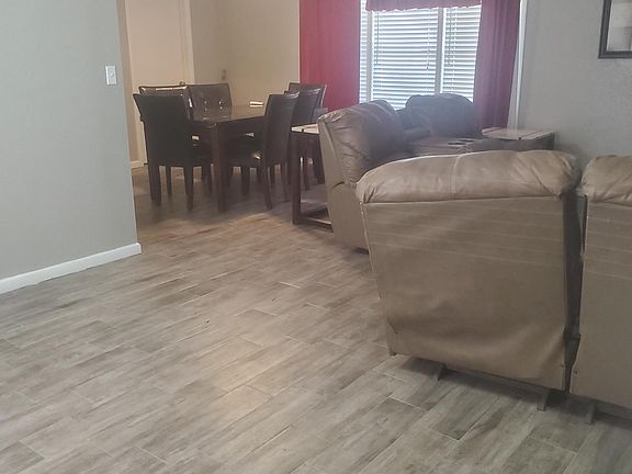 5th image of 292 Corona Crescent St