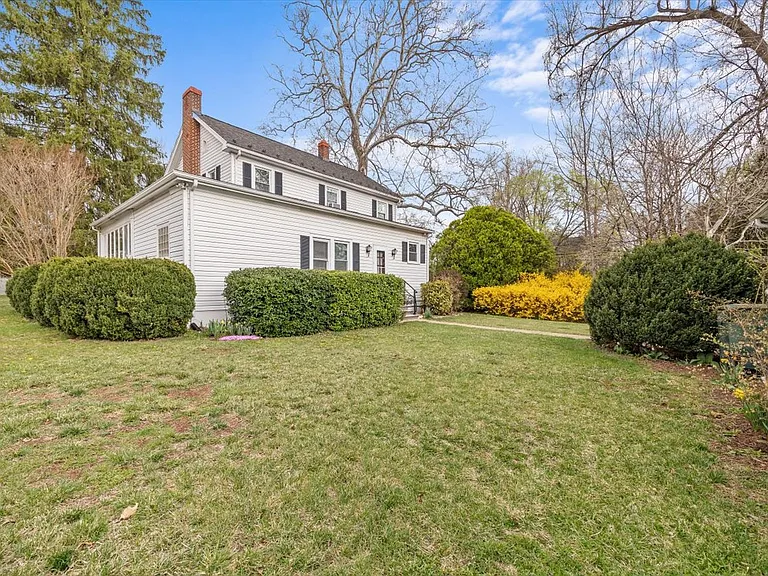 932 Woodrow Ave — Photo 41