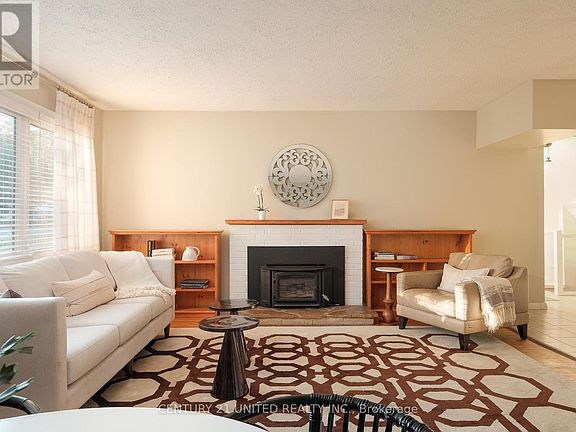 5th image of 1518 Westbrook Dr #2