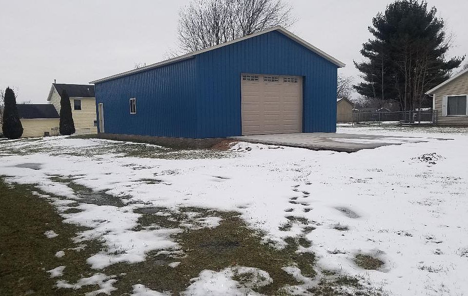 1st image of 620 Twin Hills Dr